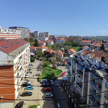 Stan na dan: ​garsonjeru od 21m2 na odličnoj lokaciji u Ustaničkoj ulici (kod — 13