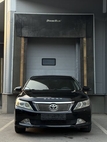 где купить машину дешевле: Toyota Camry: 2012 г., 3.5 л, Автомат, Бензин, Седан