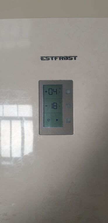 Холодильник Vestfrost, Б/у, Двухкамерный, 60 * 200 * 60