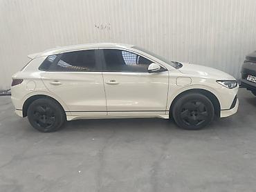 zero x neo: BYD E2: 2023 г., Электромобиль, Хэтчбэк — 2