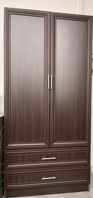 laminatlarin rengi: Uzunlugu 1.85sm Eni 90sm Derinliyin 40sm Qehveyi reng Yaxsi