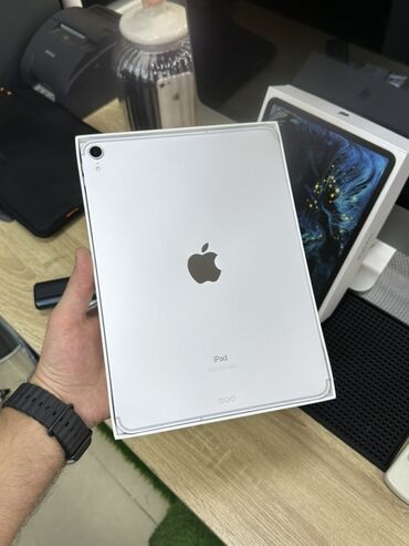 Apple iPad: Apple iPad Pro 11 (2020), 11", 256 GB