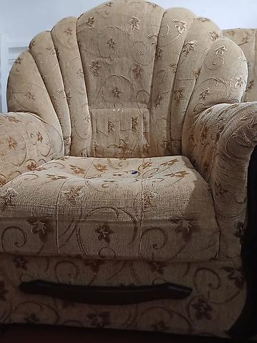 2 el mebel: İşlənmiş, Klassik divan, Divan — 2