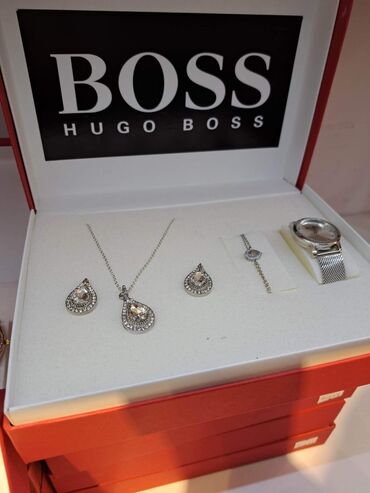 Setovi nakita: Markirani setovi 6800 din slanje svakog utorka — 6