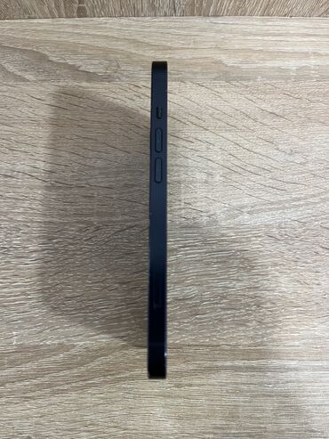 Apple iPhone: IPhone 13, 128 GB, Midnight, Face ID — 9