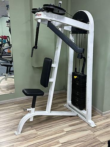 Аренда спортивных залов: ПРОДАЮТСЯ ТРЕНАЖЕРЫ+ШКАФЫ/КОВРЫ/СТОЙКИ цена договорная ! + Тренажёрный — 6