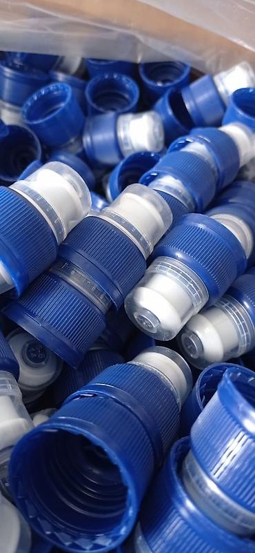 крышк: Спортивные колпачки "Спортлок" для пэт-бутылок. Используют для — 4
