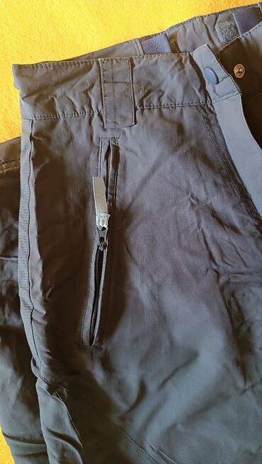 Верхняя одежда: ТЕПЛЫЕ ШТАНЫ,на мальчика. Широкие. На 10-12 лет. Цвет серый. Есть at lalafo.kg — 2 Верхняя одежда: ТЕПЛЫЕ ШТАНЫ,на мальчика. Широкие. На 10-12 лет. Цвет серый. Есть — 2