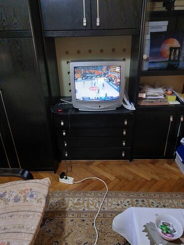 Televizori: ODLICAN Samsung kolor televizor, model tv c2 20 f12, dijagonala ekrana — 9