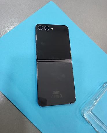 skibidi kamera: Samsung Galaxy Z Flip5 (SM-F731B) – preklopni pametni telefon Ključne — 1