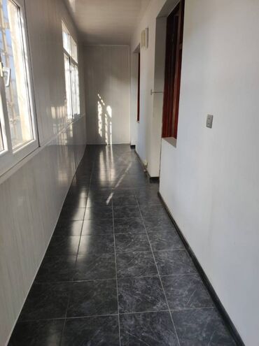 Uzunmüddətli kirayə mənzillər: Nərimanov metrosunun yaxınlığında 5 mertebeli binanın 2-ci — 9