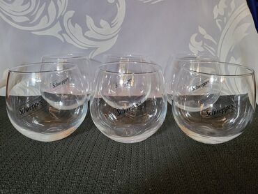 Čaše: Case nove za Schweppes. Nove case,sve na casama odsjaj od svetla na lalafo.rs — 8 Čaše: Case nove za Schweppes. Nove case,sve na casama odsjaj od svetla — 8