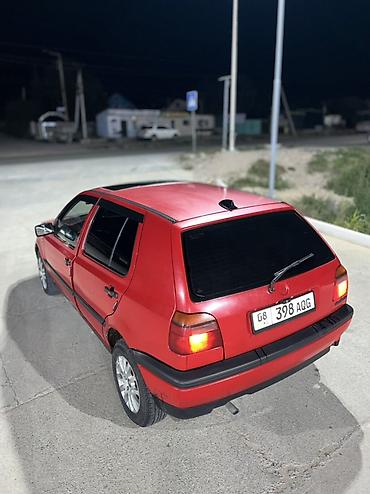 Volkswagen: Volkswagen Golf: 1992 г., 1.8 л, Механика, Бензин, Хэтчбэк — 8