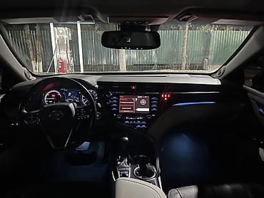 гибридный автомобиль купить: Toyota Camry: 2019 г., 2.5 л, Автомат, Гибрид, Седан — 6