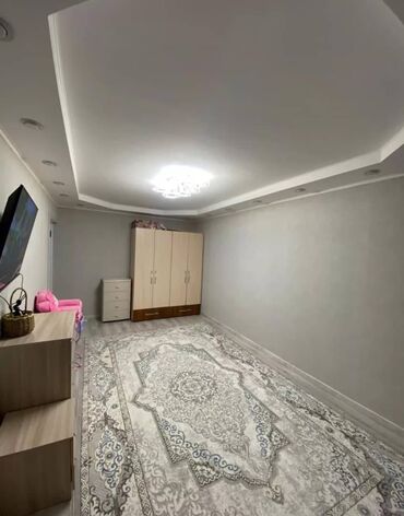 квартира 2х комнаты: 2 комнаты, 43 м², 104 серия, 1 этаж