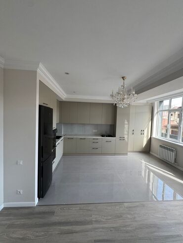 горить: 3 комнаты, 158 м², Элитка, 2 этаж, Дизайнерский ремонт