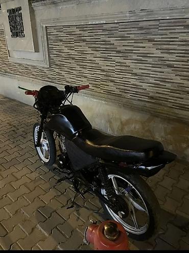 yalquzaq moto: 150 cc,5 sqorus.3 de yüngül səs var, başqa matorda problem — 3