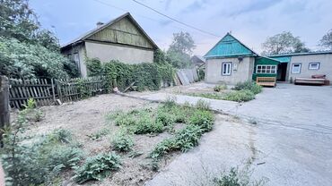 дом в красном речке: Времянка, 40 м², 3 комнаты, Риэлтор, Старый ремонт