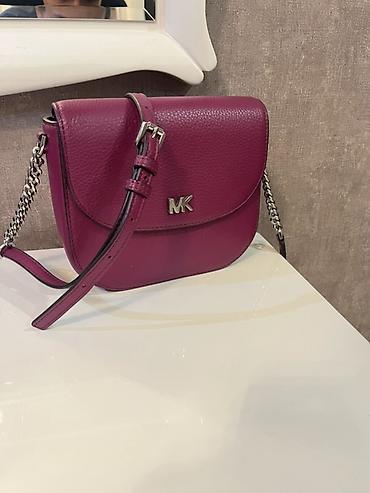 Çantalar: Michael Kors çiyin çantası Yaxşı vəziyyətdə ORİGİNAL - Model: MK loqo — 1
