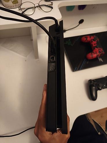 playstation 6: PlayStation 4 Slim oyun konsolu, proşıvkasız. PS4 Slim konsolu — 2