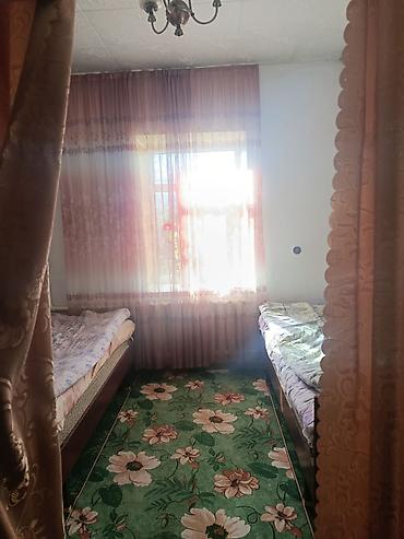 Продажа коттеджей и домов: Продается кирпичный дом в гТоктогуле и участок 1ге в туздусуу с — 31