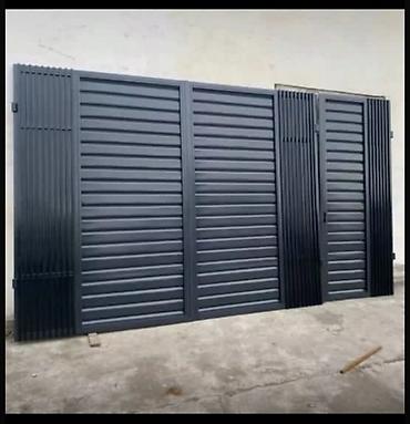 Распашные ворота: Металлические уличные ворота современного дизайна - Материал — 22