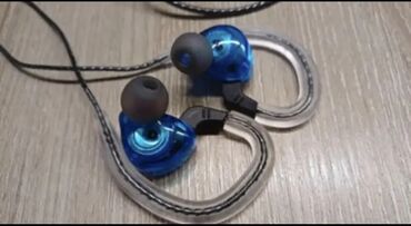 Qulaqcıqlar: Yeni Simli Qulaqcıqlar, QKZ, rəng - Bənövşəyi -da lalafo.az — 3 Qulaqcıqlar: Yeni Simli Qulaqcıqlar, QKZ, rəng - Bənövşəyi — 3