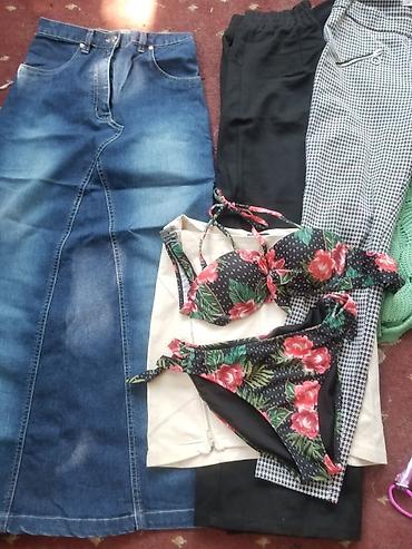 Другая женская одежда: Заберите вещиУезжаю.Срочно.Джинсы.юбки.брюки.кофточки платья .Все в — 3