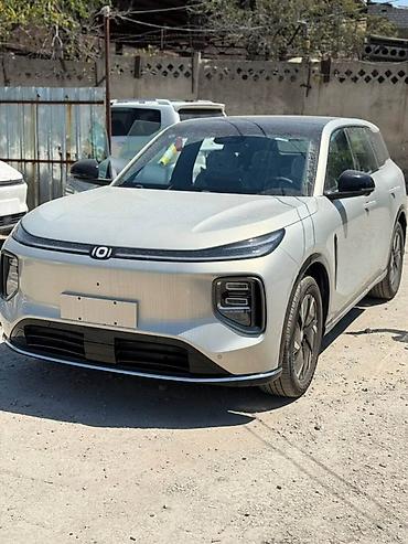 byd e6: Changan : 2026 г., 1.5 л, Автомат, Гибрид, Внедорожник — 1