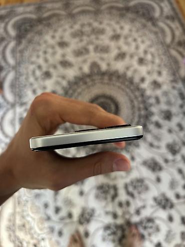 səs kart: Tecno Spark, 128 GB, rəng - Ağ, Face ID — 7