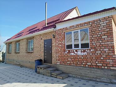 Продажа коттеджей и домов: Ак Ордо 2. Чон Аксуу көчөсүнөн үй сатылат. Үйдүн жанында 4 бөлмөлүү — 6