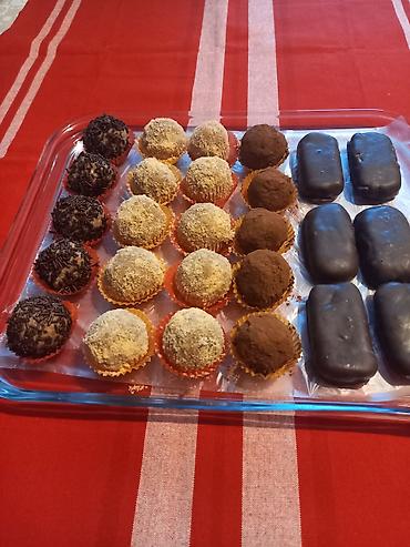 torta na bunaru: Posne cokoladne kuglice,sa plazmom,kokosom,lesnicima,naranđzom i — 2