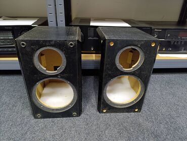 Zvučnici i stereo sistemi: Prazne kutije yamaha NX-E 100 sa mrezicama. Dimenzije 30 x 19 x 21 — 1