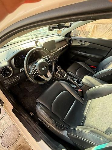 Kia: Kia K3: 2020 г., 1.6 л, Вариатор, Бензин, Седан at lalafo.kg — 6 Kia: Kia K3: 2020 г., 1.6 л, Вариатор, Бензин, Седан — 6