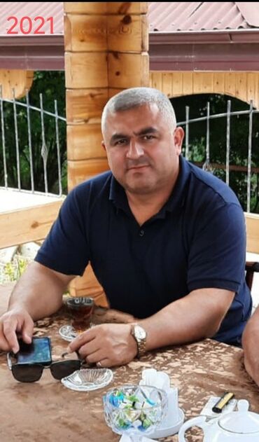 Водители грузового транспорта: Surucu isi axtariram pis verdislerden uzagamusaglari mektebe aparib