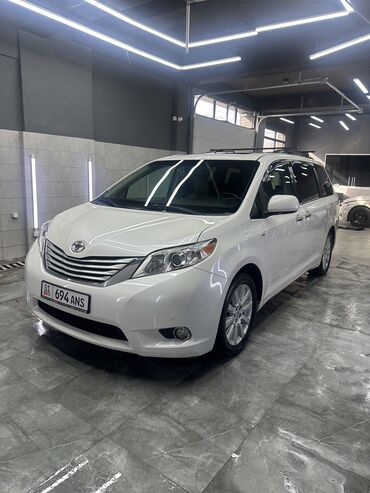 таета форанер: Toyota Sienna: 2013 г., 3.5 л, Автомат, Бензин