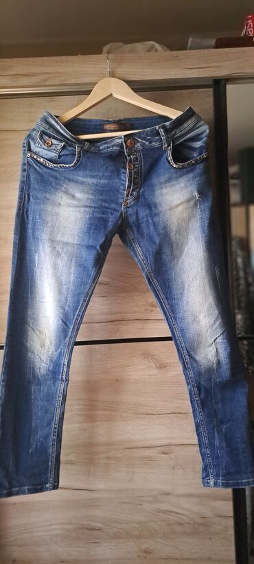 Farmerke: Zenske farmerice, više boja, modela i velicina — 10