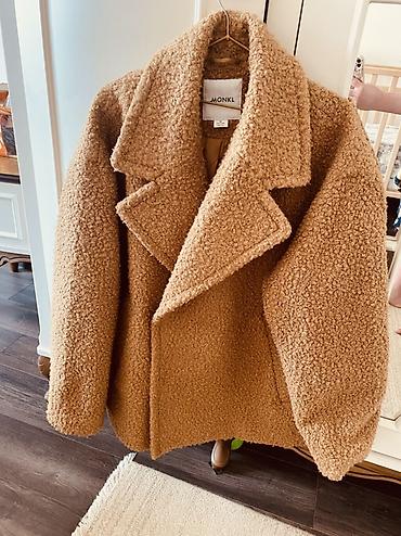 online geyim: Pencək godekce Olcu M dir, amma oversize model olduguna gore 2 XL — 2