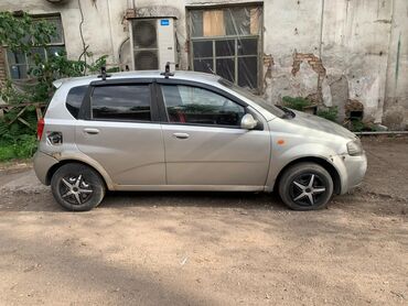 Chevrolet: Chevrolet Aveo: 2005 г., 1.6 л, Механика, Бензин, Универсал