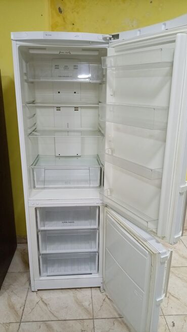 Soyuducular: 2 qapılı Gorenje Soyuducu Satılır, rəng - Ağ, Dolab içi — 3