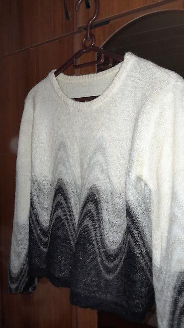 Sviterlər: Qadın sviteri - Model: klassik dairəvi yaxalı, uzunqollu - Rəng — 2