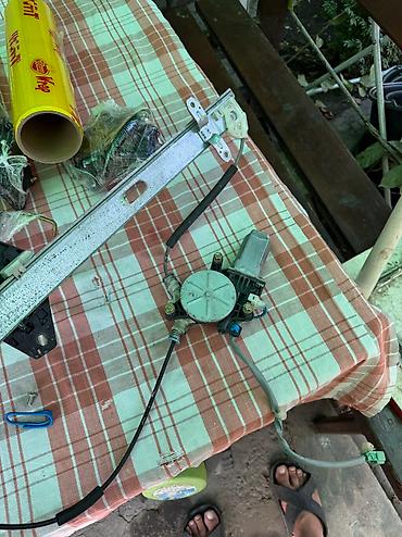 Другие детали кузова: Запчасти на honda crv rd5-rd7 Задний плафон правый рест поврежденный — 12