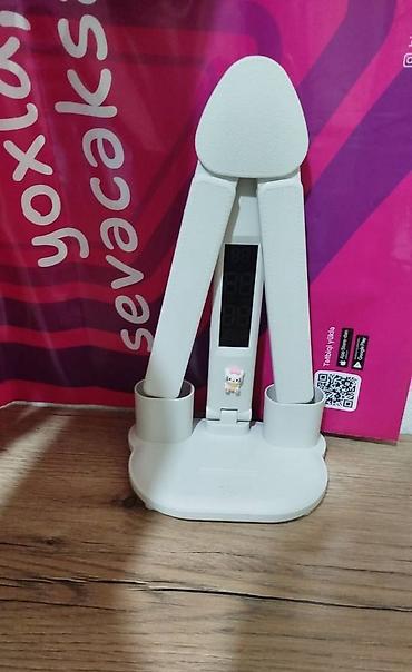 t winner: Çoxfunksiyalı LED masa lampası. - Geniş, açılan LED işıq paneli – — 5