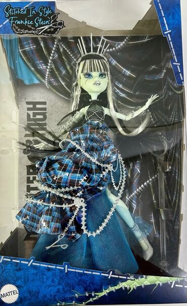 сколько стоит домик для кукол: Коллекционная кукла Monster High Скуллектор Фрэнки Штейн в