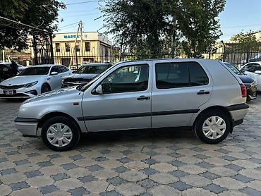 колф 3: Volkswagen Golf: 1993 г., 1.6 л, Механика, Бензин, Хэтчбэк — 8