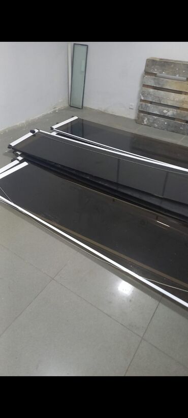 Bunker qapıları: Tecili 12kvm cambalkon satilir 2.1×60.surusdurme qapida var cox az