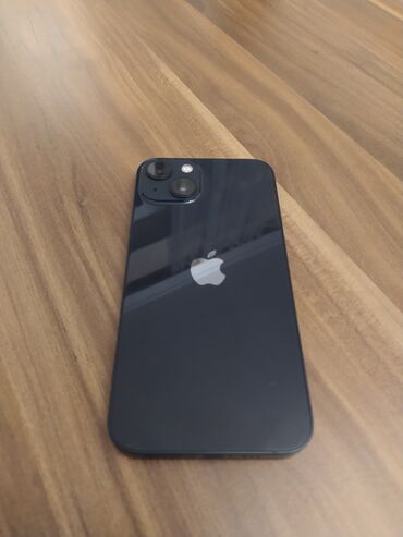 iphone 13 ucuz qiymete: IPhone 13, 128 ГБ, Черный, Беспроводная зарядка, Face ID