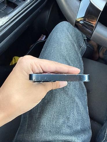 iphone 13 ekrani: IPhone 13, Mavi, Face ID — 6