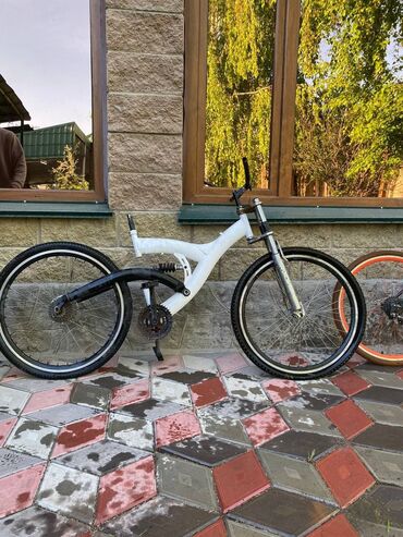передние тормоза велосипеда: AZ - City bicycle, Башка бренд, Велосипед алкагы M (156 - 178 см), Башка материал