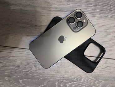 Apple iPhone: IPhone 15 Pro, Б/у, 256 ГБ, Natural Titanium, Чехол